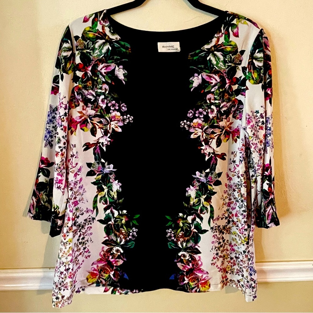 Rhyme top size medium